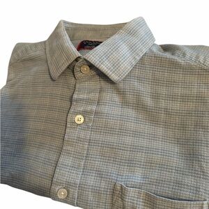 UNTUCKit Men's Light Gray Casual Button-Down Shirt